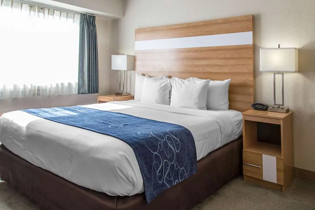 *** Hotell Hampton By Hilton Grand Cayman Seven Mile Beach George Town Caymanöarna
