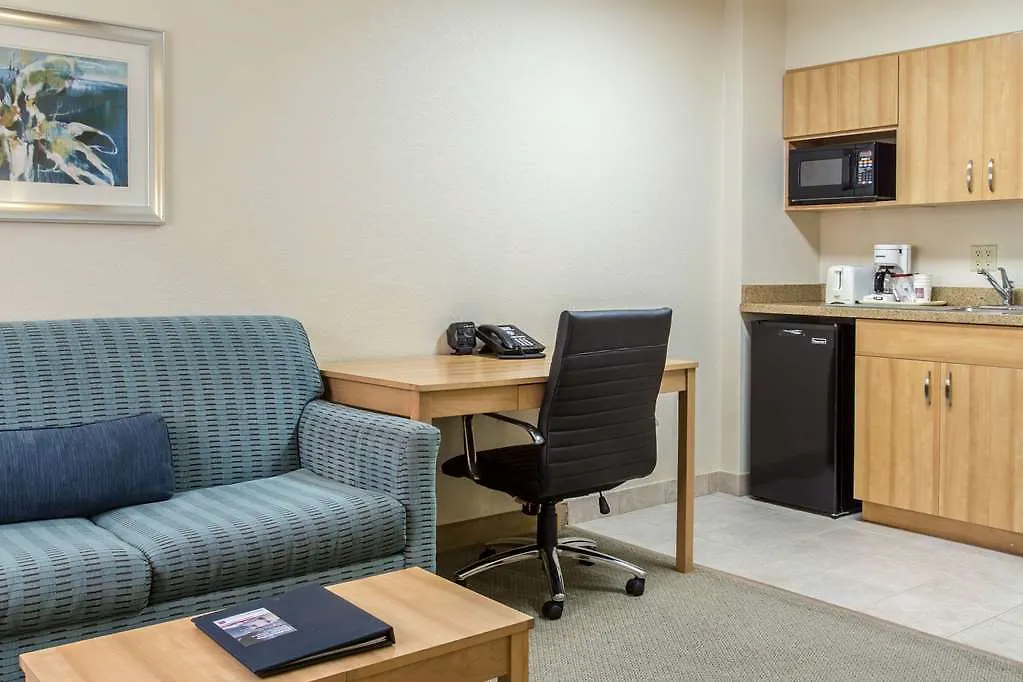 Hampton By Hilton Grand Cayman Seven Mile Beach George Town Hotell